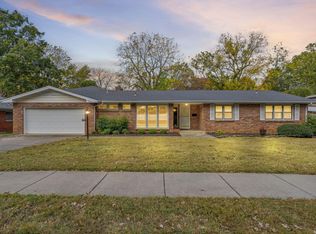 1537 S Holland Ave, Springfield, MO 65807
