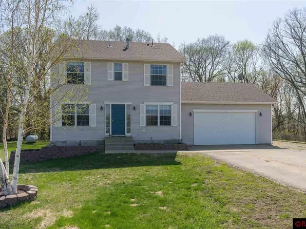 60663 Valley Hills Dr, New Ulm, MN 56073