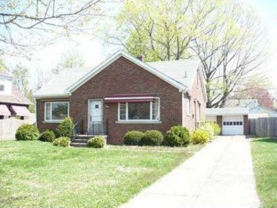 2815 Greengarden Blvd, Erie, PA, 16508