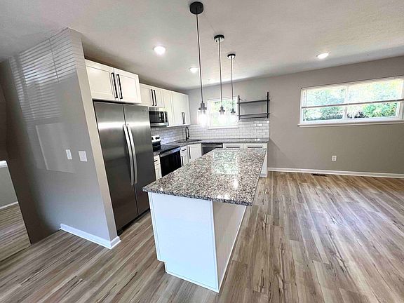 3rd image of 9736 Culpepper Ct