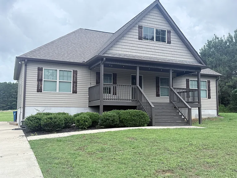 2662 Oscar Bradford Rd — Photo 2