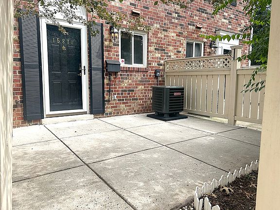 3rd image of 1587 N Van Dorn St #B