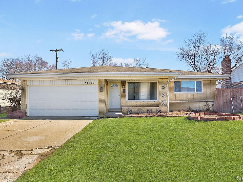 1st image of 37028 Tricia Dr