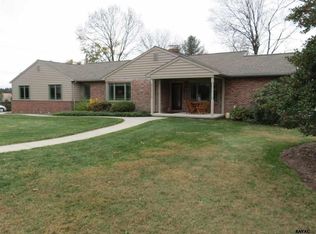 850 Locust Grove Rd, York, PA 17402