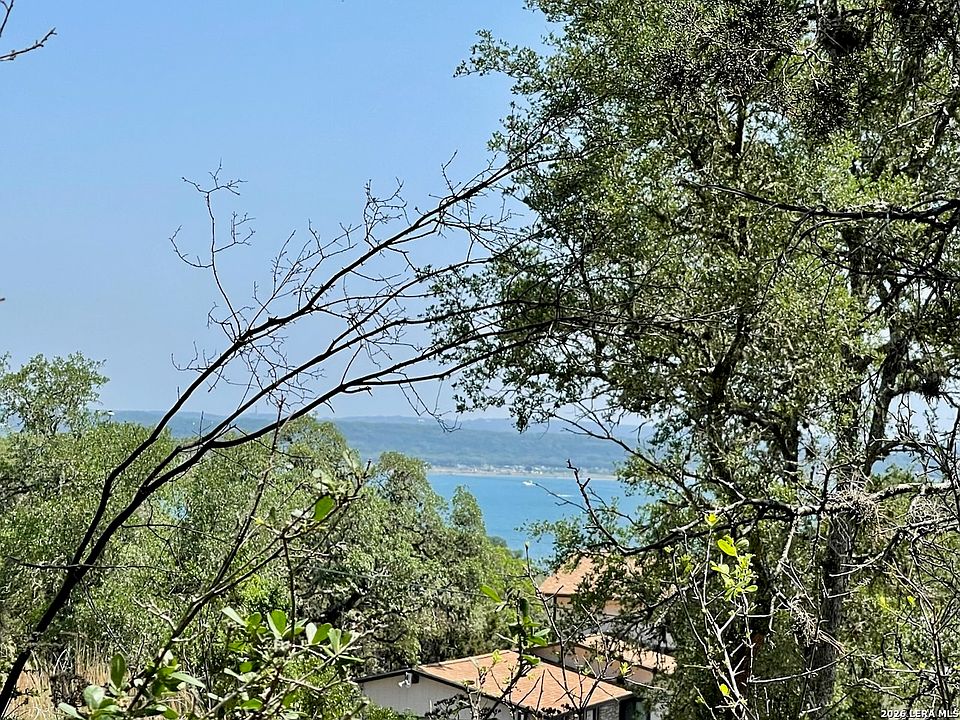 1st image of 1204 LAKESIDE DR W