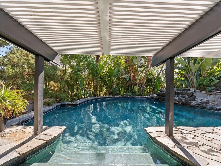 7987 Woodrow Wilson Dr — Photo 27