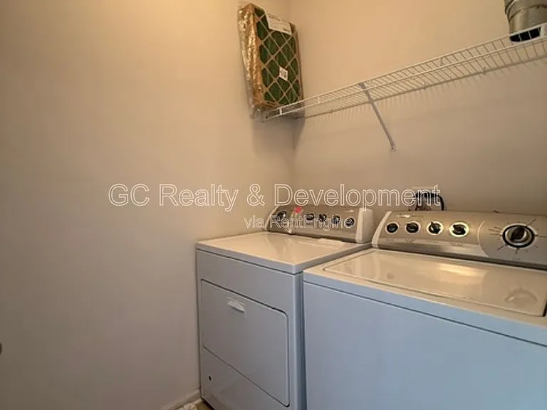 3398 Cameron Dr — Photo 6