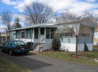 5 Chickasaw Dr, East Hartford, CT 06118