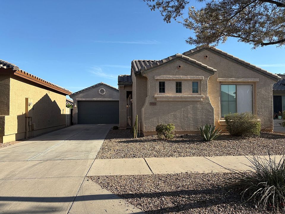1st image of 21061 E Stonecrest Dr