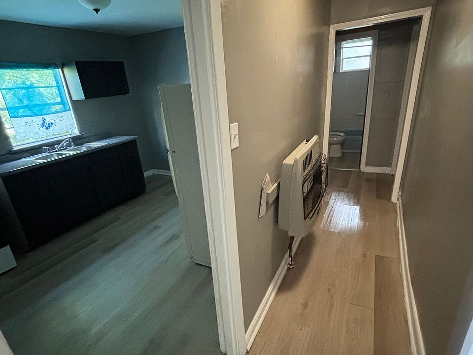 2nd image of 274 Decatur St