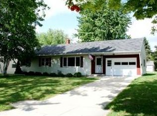 727 Sunset Ave, Algoma, WI 54201