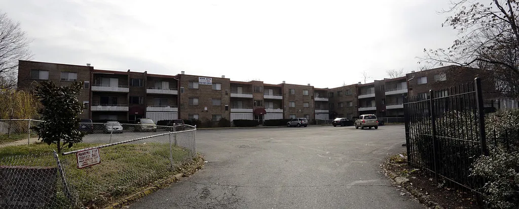 Bohn Apartments — Photo 1