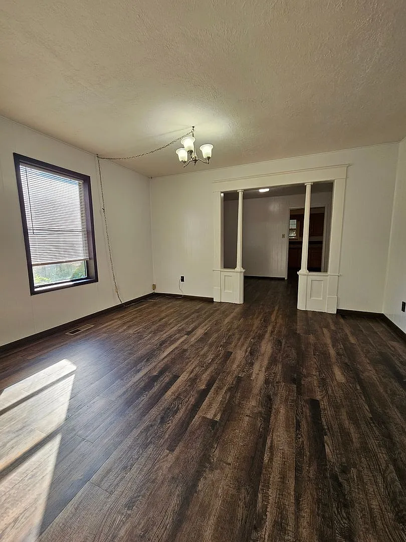 (3) Bed/(1) Bath in Purcell Avail NOWl! — Photo 4