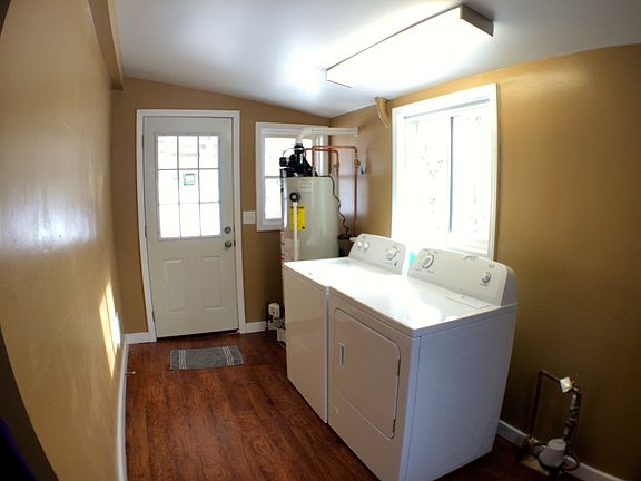 4th image of 515 N Grant St