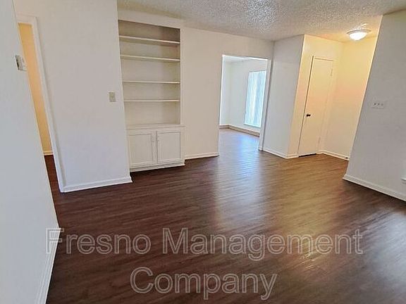 4th image of 1511 W Fairmont Ave Unit C