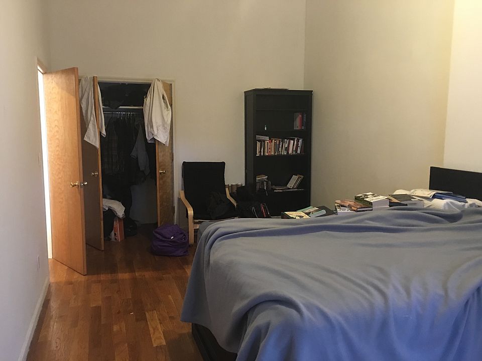 2nd image of 100 Grattan St