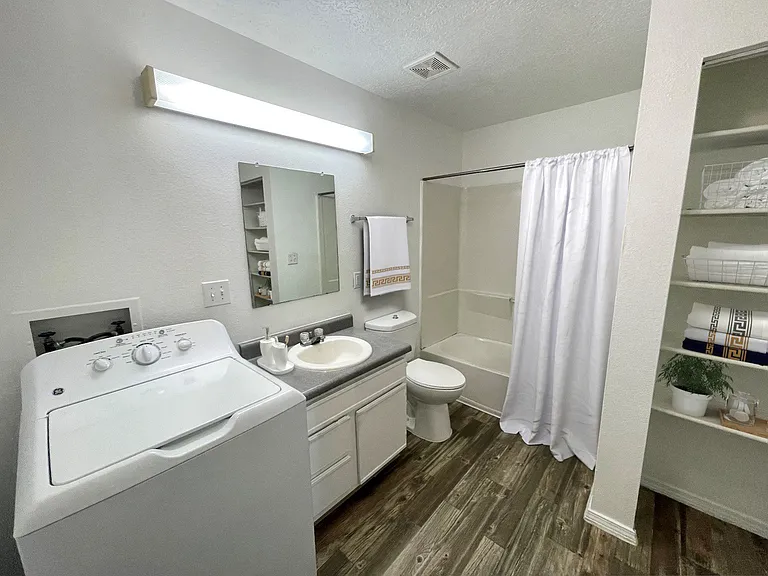 Crescent Ridge — Photo 18
