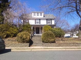 101 Hill St, Midland Park, NJ 07432