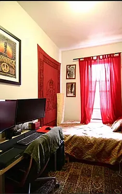 Rented by Space Real Estate | media 25