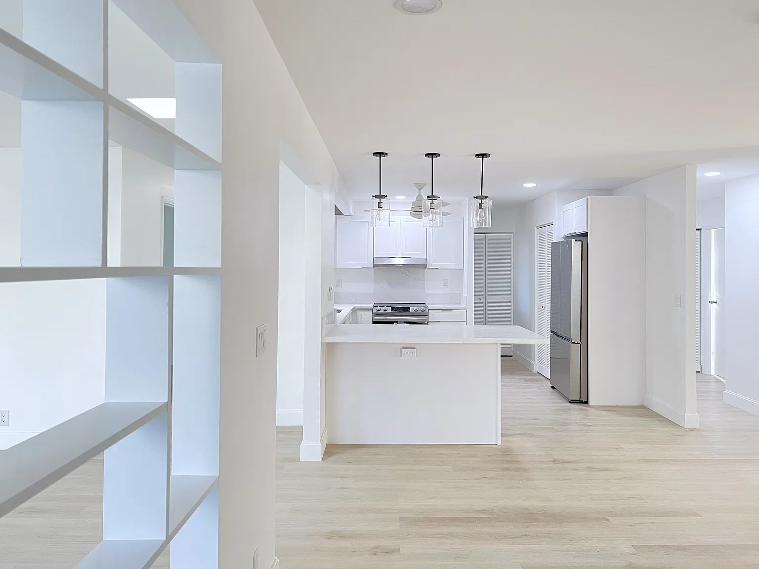 4 bed, 1810 sqft, $3,940 — Photo 4