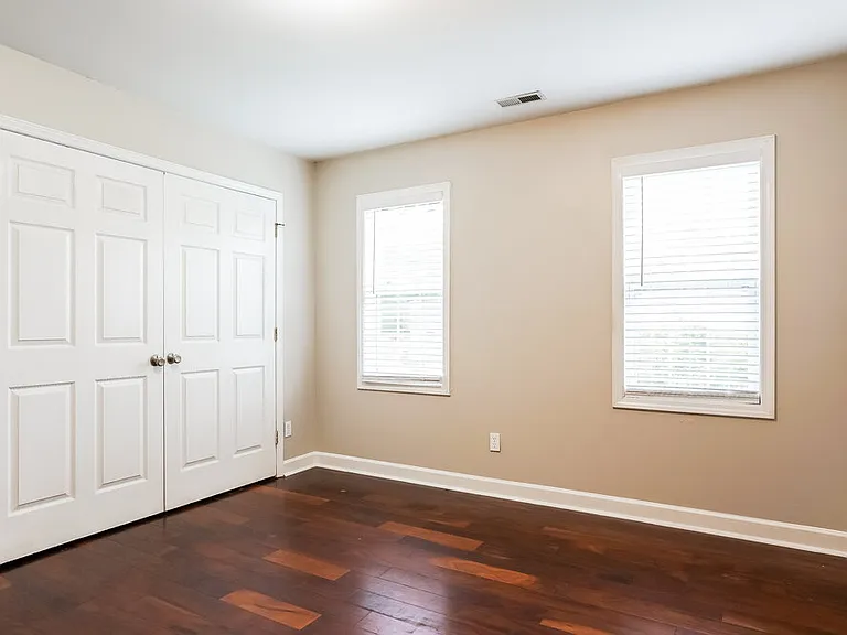 4208 Knightsbridge Way — Photo 17
