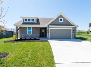 31420 W 84th Ter, De Soto, KS 66018