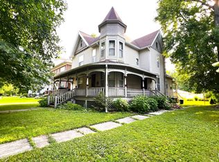 407 S Elliott St, Olney, IL 62450