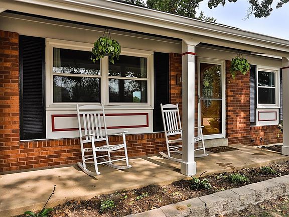 3rd image of 12439 Glencliff Dr