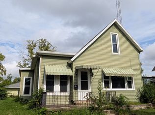 208 Crescent St, Goshen, IN 46528