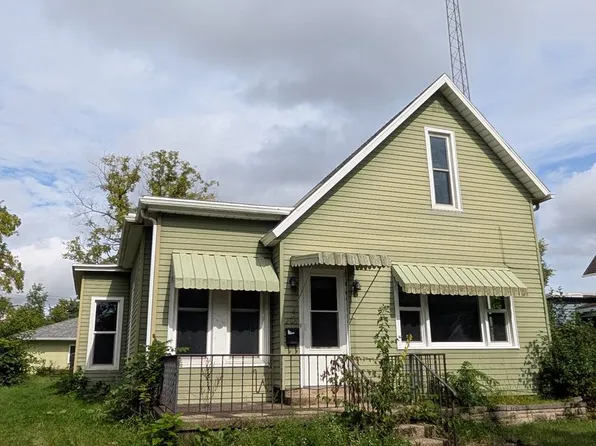 208 Crescent St, Goshen, IN 46528