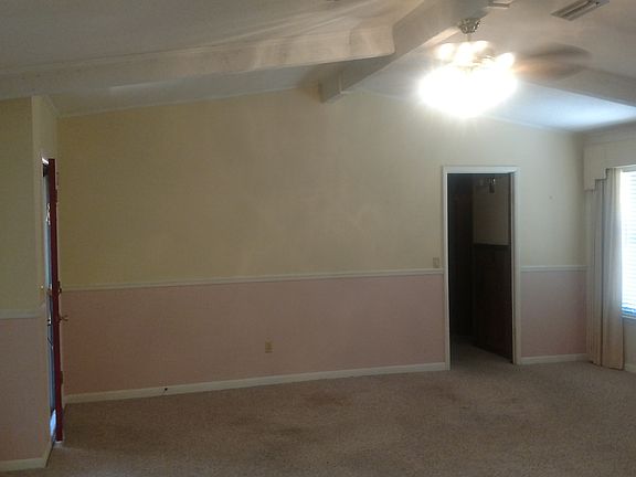 5th image of 718 Rolling Hills Dr