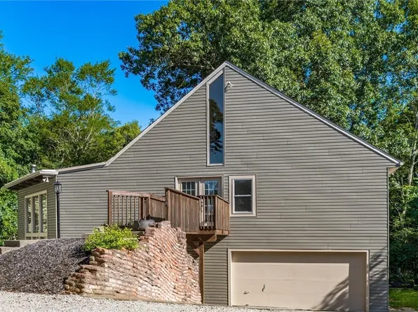 184 Lowery Ln, New Concord, OH 43762