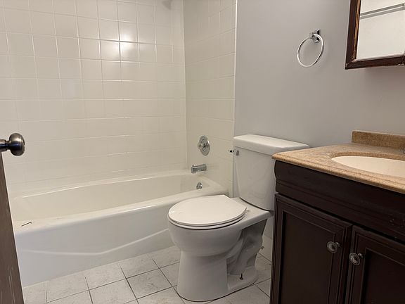 3rd image of 7928 W 90th St APT 2E