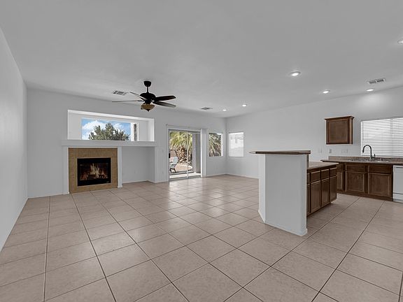 2nd image of 5960 Pavilion Lakes Ave