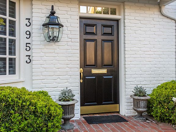 3rd image of 3953 Freshwind Cir