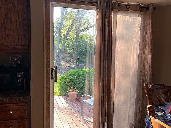 3rd image of 6531 N Tarrytown St