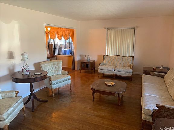2nd image of 547 N Neptune Ave
