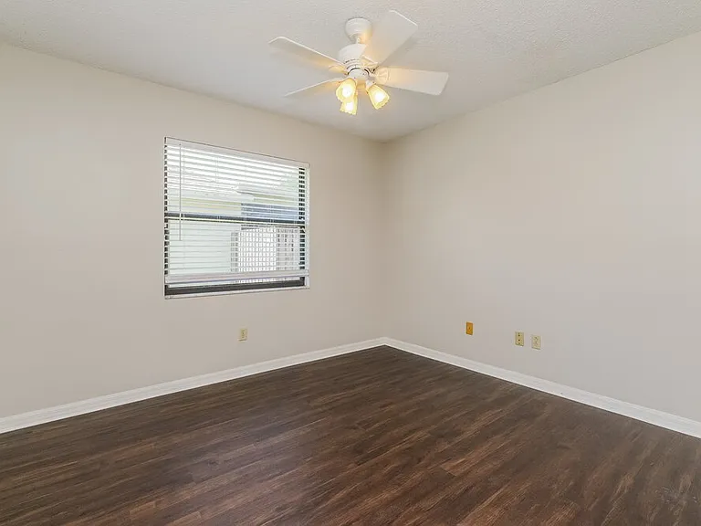 5713 Erhardt Dr — Photo 13