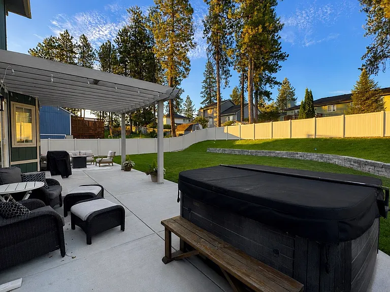 508 E Piper Glen Ct — Photo 16