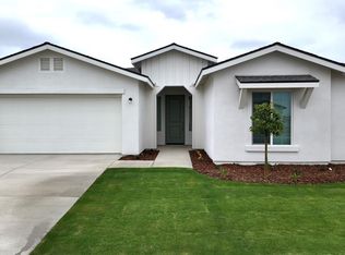 1527 Levin St, Bakersfield, CA 93307