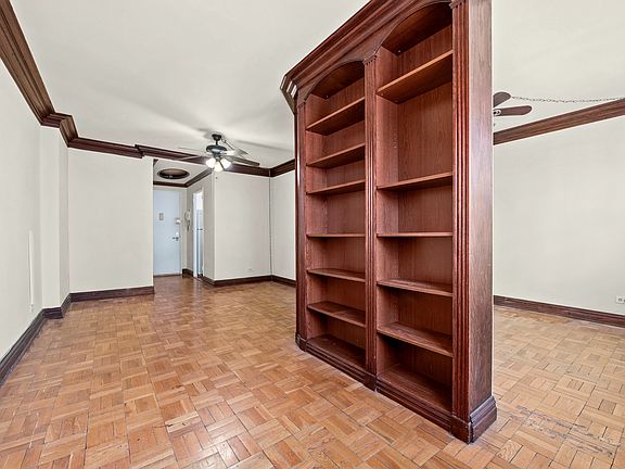 3rd image of 300 E 71st St APT 11P