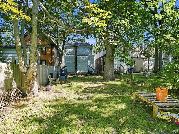 5th image of 48 Custer St