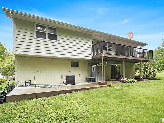 4th image of 6701 N Redwood Ct