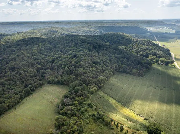 23509 COUNTY HIGHWAY EAST East, Richland Center, WI 53581