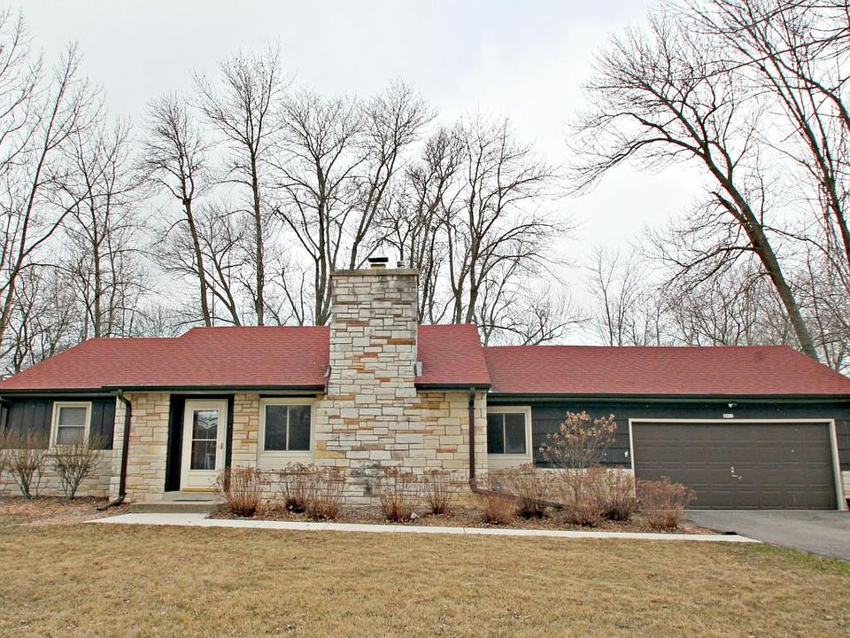 1st image of 8011 N Poplar Dr