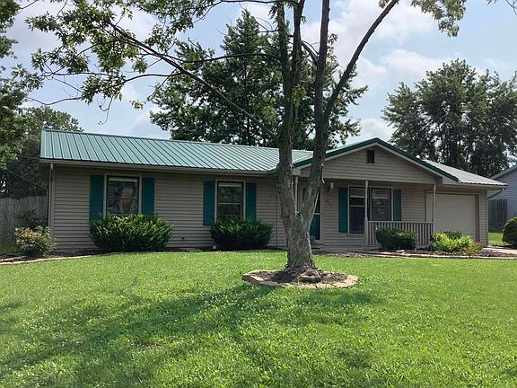 5th image of 607 Willowood Dr