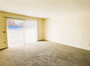26 Linden St APT 3, Pittsfield, MA 01201