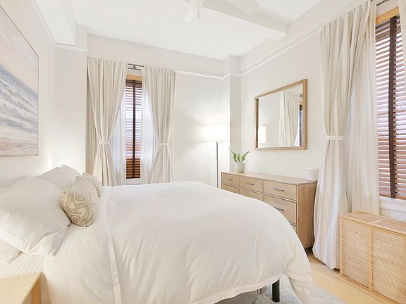 5th image of 1349 Lexington Ave APT 2G