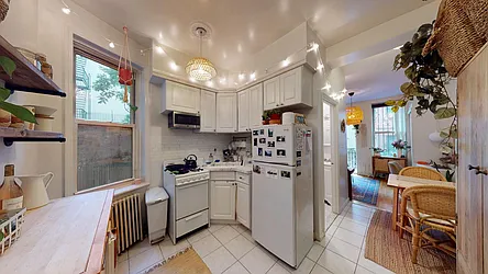 Rented by Bond New York