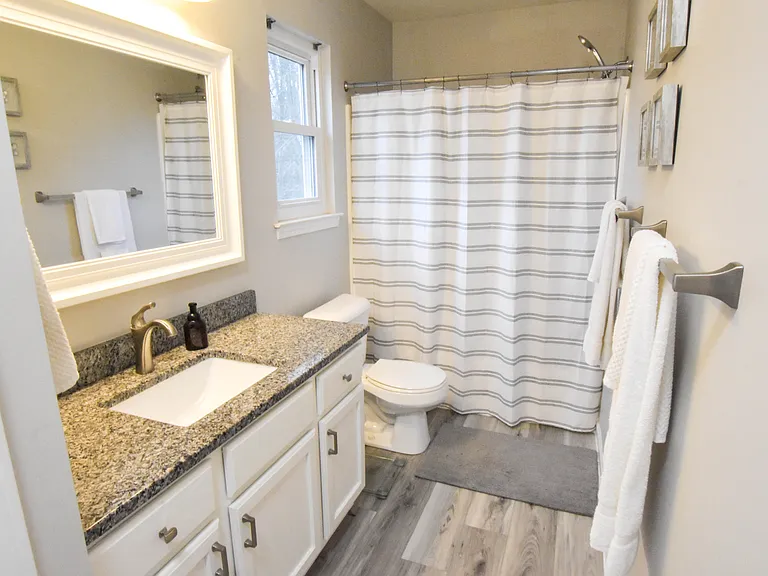 2049 Laurel Oak Dr — Photo 21